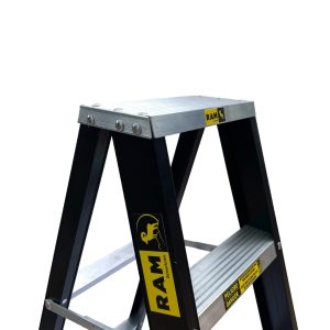 Escalera RAM Tijera  Aluminio Negra 12 pasos